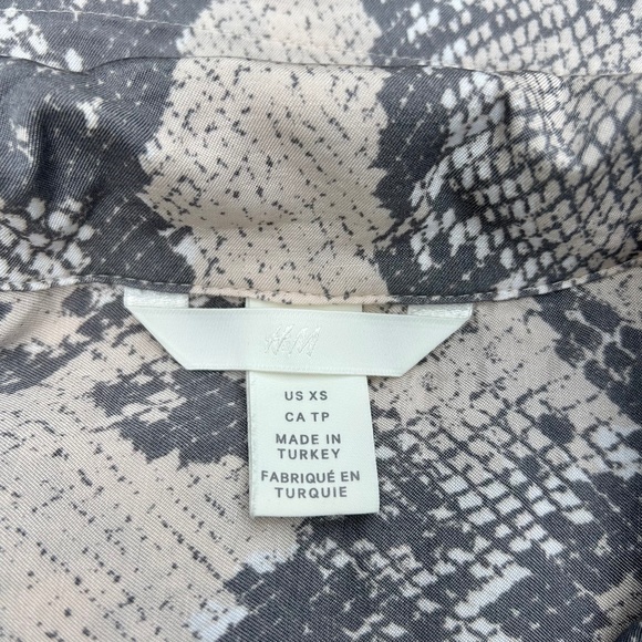 H&M ⎮ Voluminous resort shirt - Picture 7 of 8